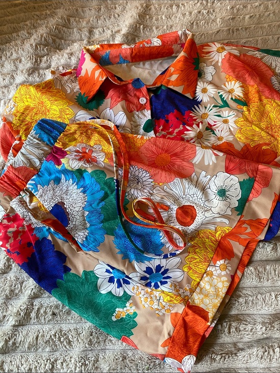 Other - NWOT, Vibrant Floral Button-Up Top with Matching Shorts